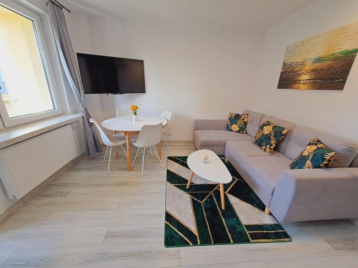 Limanowa Sunriser Apartment Kültér fotó