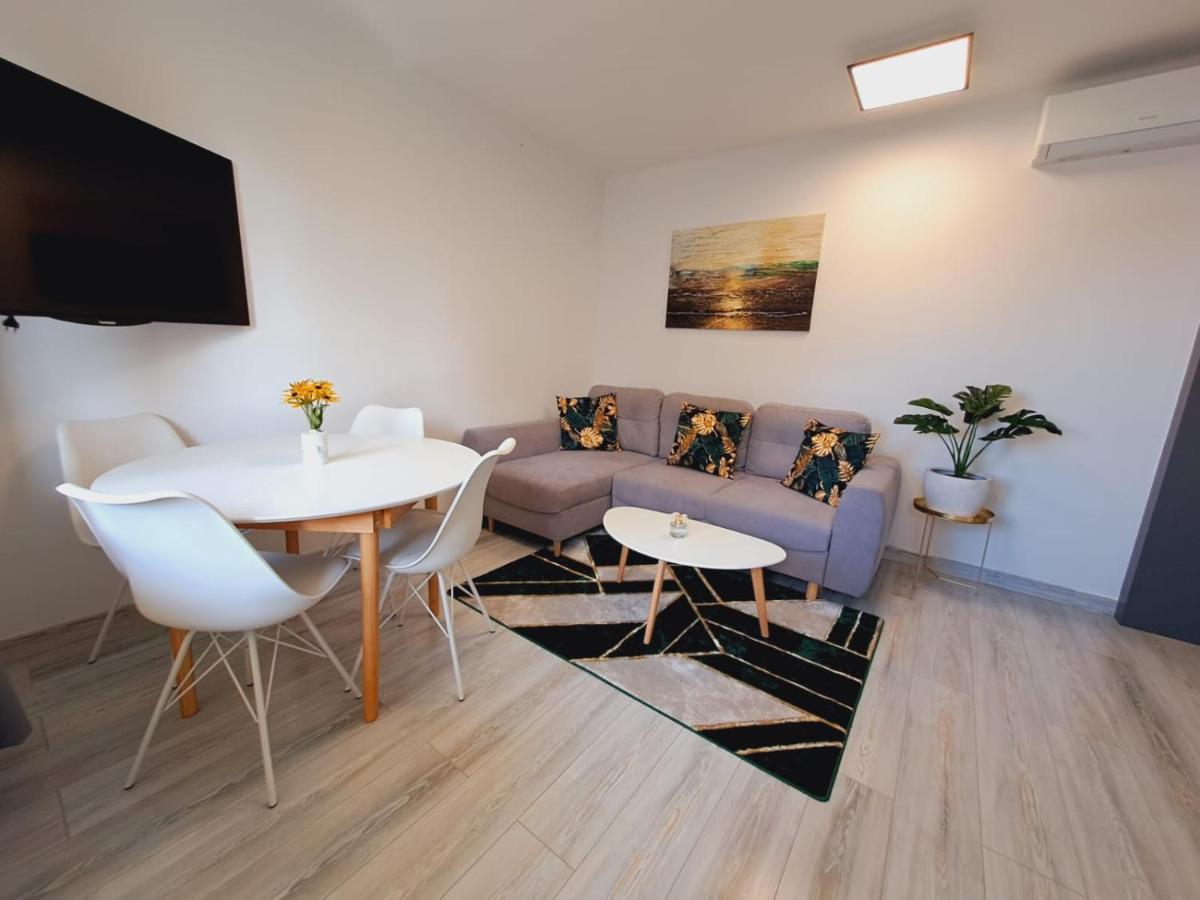 Limanowa Sunriser Apartment Kültér fotó